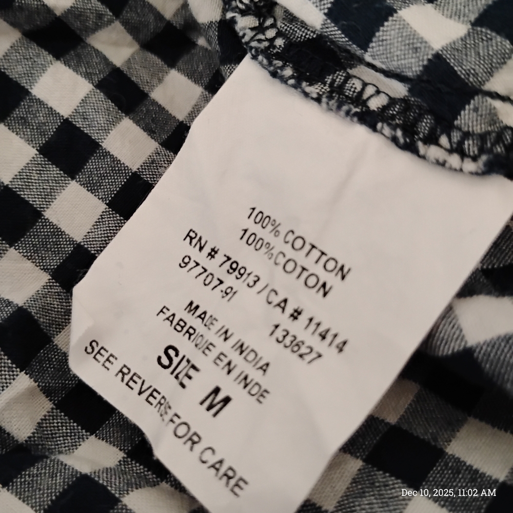 Motherhood Maternity Navy and White Checkered Top - Picture 6 of 7